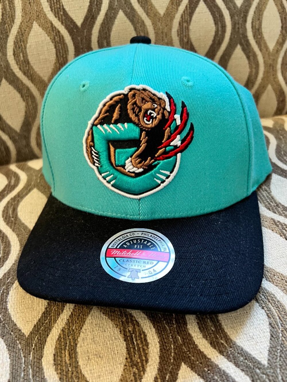 Vancouver Grizzlies Turquoise Hardwood Classics Team 2-Tone 2.0 Snapback Hat